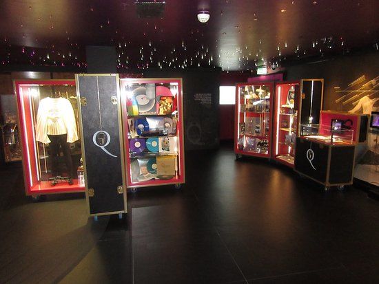 Queen: The Studio Experience
