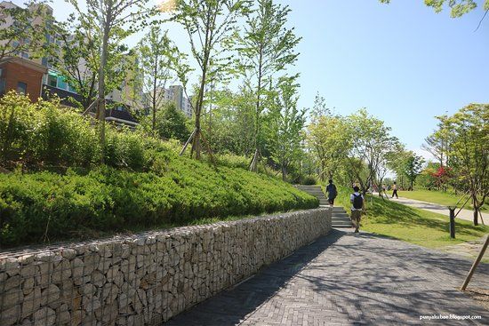 Waldpark Gyeongui Line