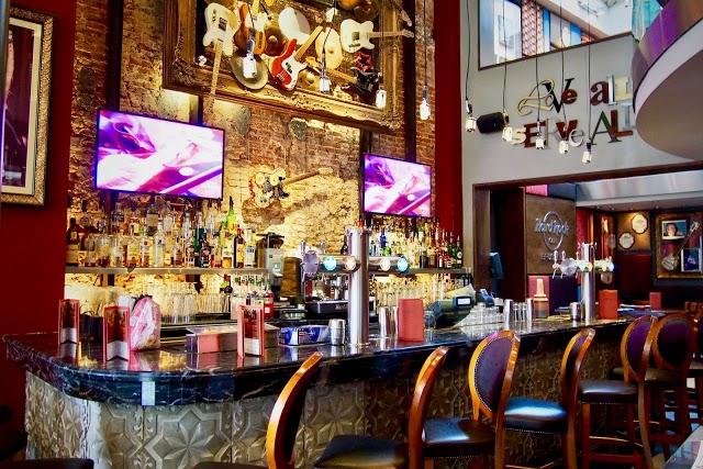 Hard Rock Cafe