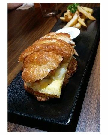 Elizabeth James Pastry & Cafe