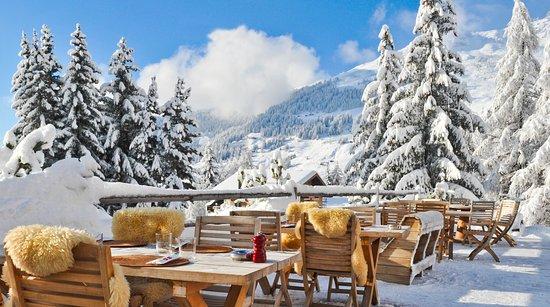 Le Rouge Restaurant & Apres-Ski
