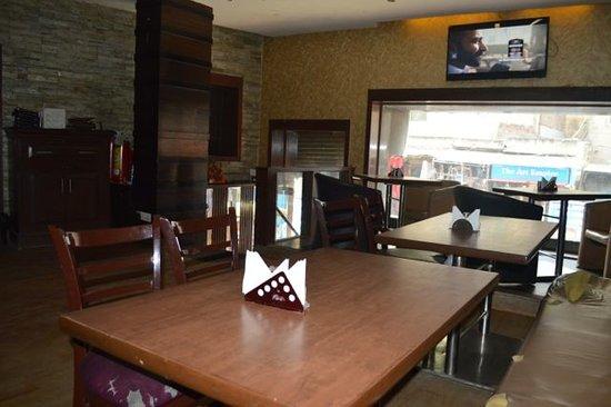 Sam's Bar and Restaurant