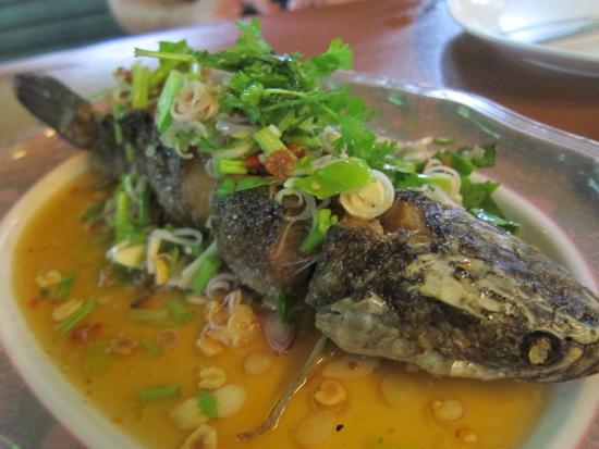 Ruam Jai Gai Yang