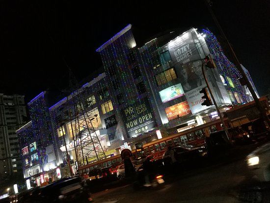 Einkaufszentrum Infinity Mall